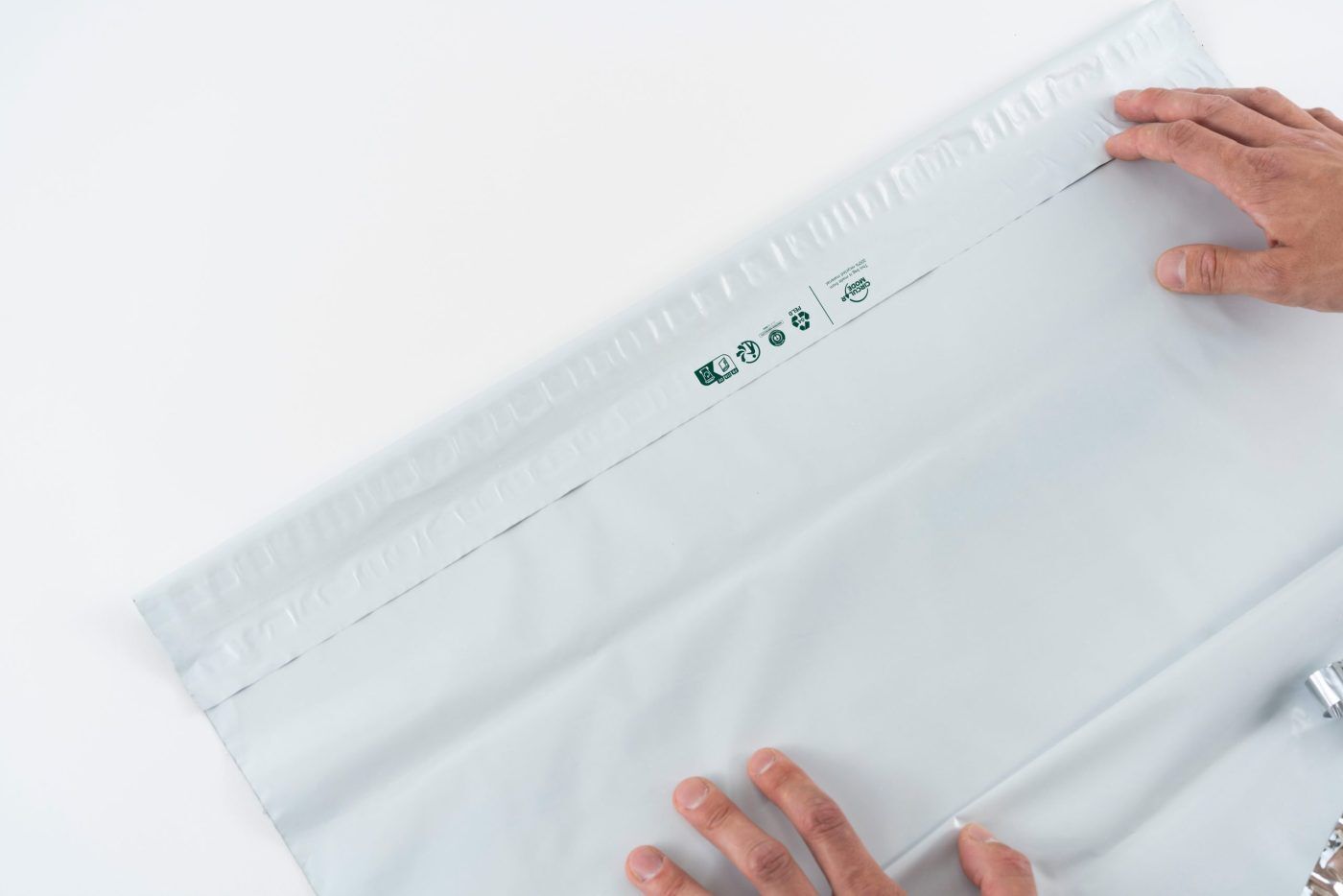 Recyclable, minimalist packaging